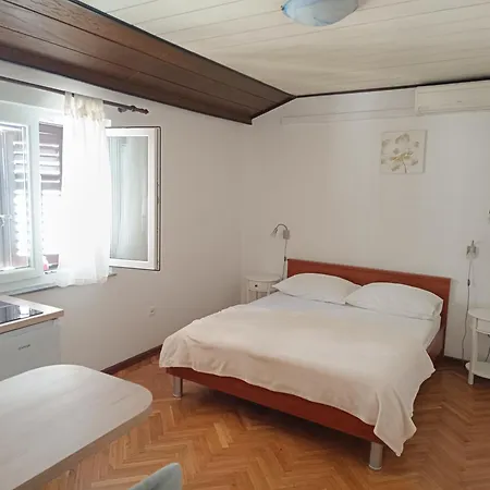 Apartment I Sobe Tihana *
